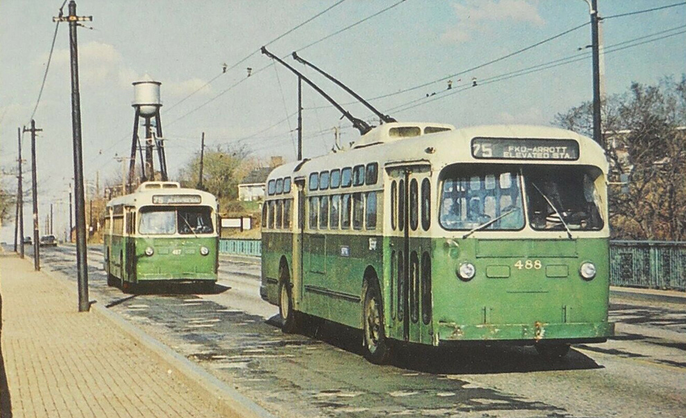 Image of a trackless trolley in Philadelphia